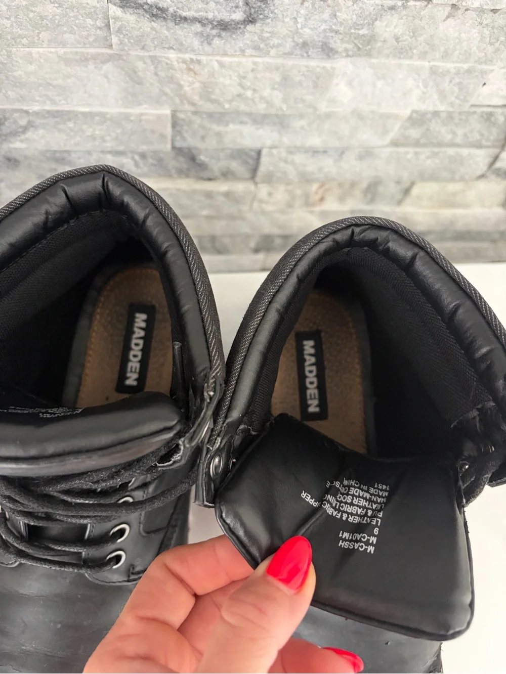 Steve Madden Leather Boot  9
